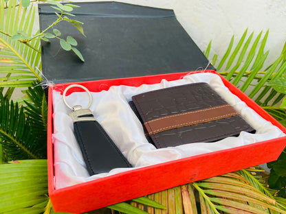 Beautiful Wallet + Keychain with Your Name on it with Beautiful Box