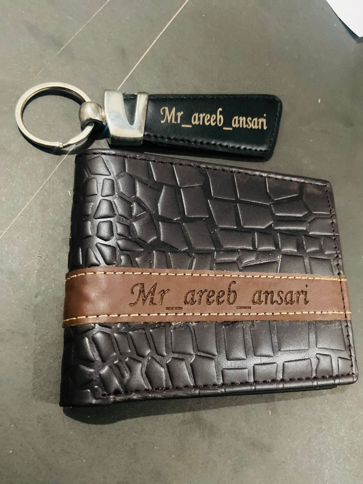 Beautiful Wallet + Keychain with Your Name on it with Beautiful Box